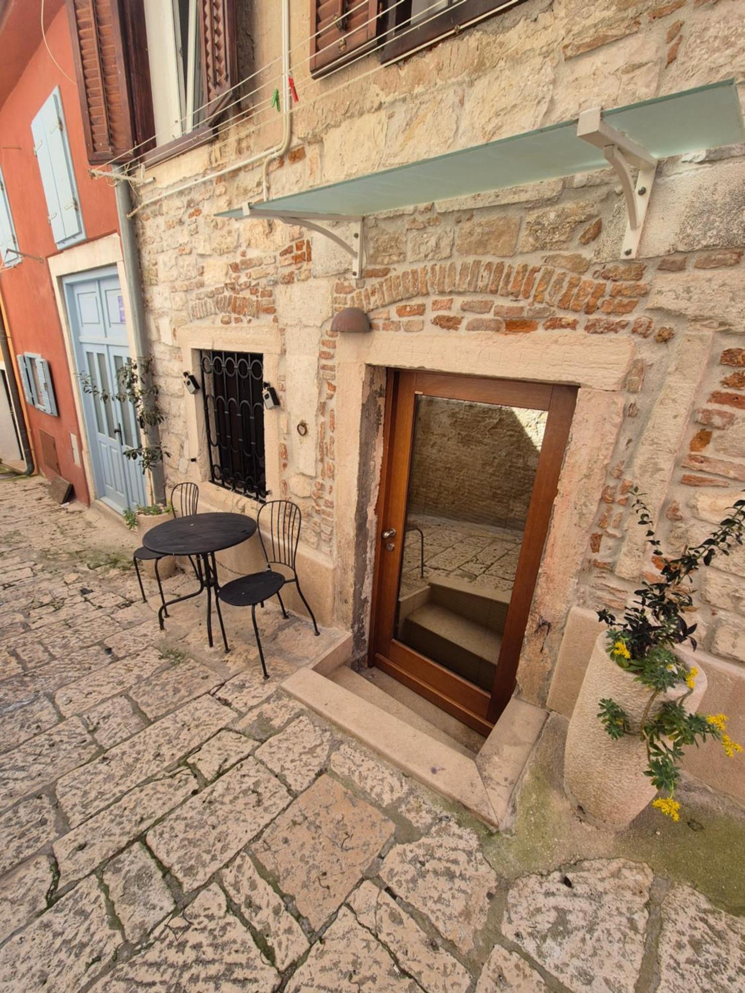 Studio Noellica Rovinj Exteriör bild